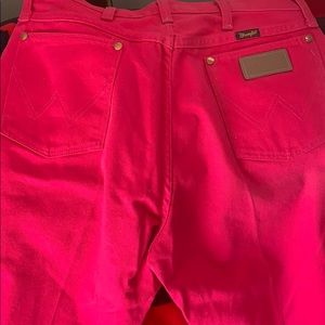 BEAUTIFUL Pink High-Waisted Wranglers!
